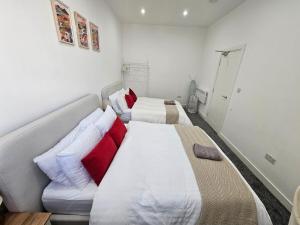 Cozy City Apartment Villa Park Free Parking