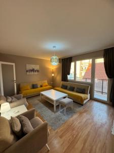 Lala Lux & Parking free