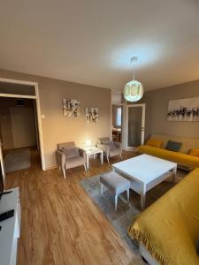 Lala Lux & Parking free