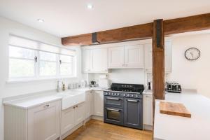 Hollybank Cottage, Ufford