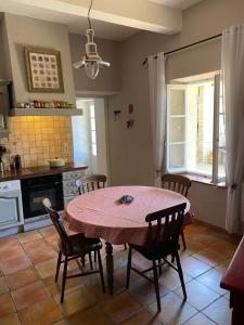 Maisons de vacances La Rochere - Hameau piscine a Gordes : photos des chambres