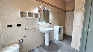 Triple Room with Private External Bathroom