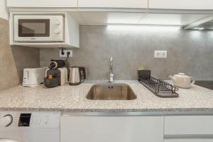 Cedofeita Loft by Hosty