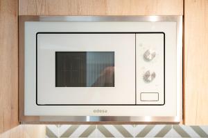 Elma 2 - Piata Romana