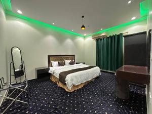 الاماكن لنا للشقق المخدومة-عفيف -الشارع العام -طريق الملك عبد العزيز