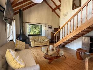 Casa en Parque Privado con Orilla en Río Liucura