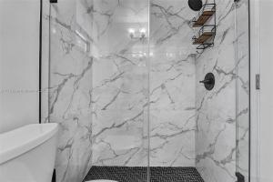 Family Luxury Rentals - 1111