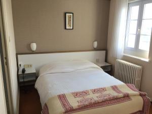 Hotels Logis Hotel Les Chardons Bleus RESTAURANT LE BISTROT DE LA MER : photos des chambres