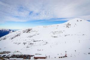 HOM I Valle Nevado de Lujo 4D3B Ski in-out Piscina