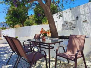 Blue Acacia in Alinda Leros - 3hvězdičkové hotely ve městě Alinda