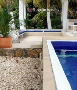 Casa de Playa Moñitos Laguito