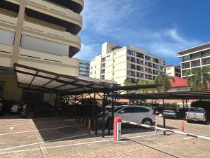 View Talay Residence 4 Jomtien Beach 56 Sqm big balcony pool view