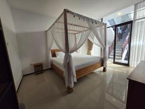Serenity Nirvana Palace -Private Rooms & Suitable for families Jimbaran
