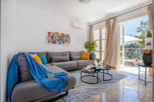 J1 Holiday House Adjacent to Aphrodite Hills - Sea View