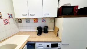 Appartements Nuits de Boheme entre ville et mer YourHostHelper : photos des chambres