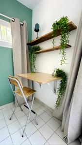 Appartements Nuits de Boheme entre ville et mer YourHostHelper : photos des chambres