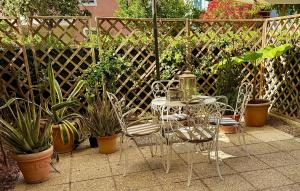 Rimini centro - Residenza Romy con giardino - 5 posti letto