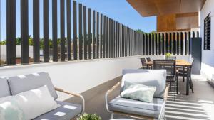 Serene Terrace Apartment