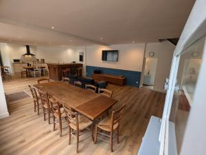 Maisons de vacances Grande maison au coeur du bourg : photos des chambres