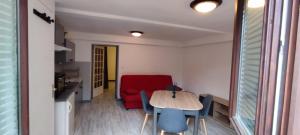 Appartements Appartement T1 bis ANNECY Centre : photos des chambres