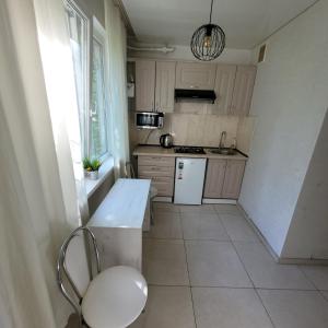 Уютная квартира на Нескорених 28