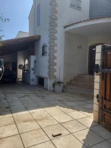 Villa S6 avec piscine, jardin et jacuzzi