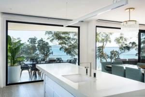Luxury Couple Escape - Vue Two Penthouse