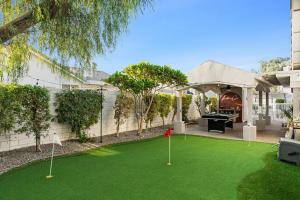 Mariposa House Swim-In Theatre with Gated Pool