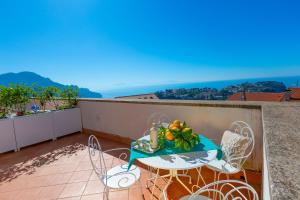 Chambre Triple Supérieure - Vue sur Mer