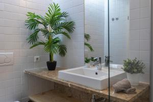 Lisbon East Residence