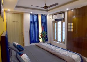 Nilay Single Room Couple Friendly