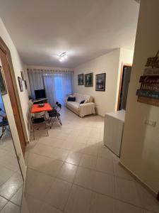 Shengjin Seaside Apartment Top floor