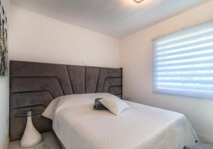 Luxury Apartment Queens on two floors with a panoramic sea view