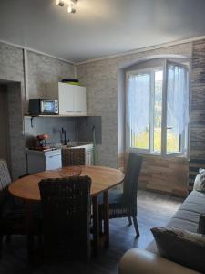 Appartements L-edelweiss : photos des chambres