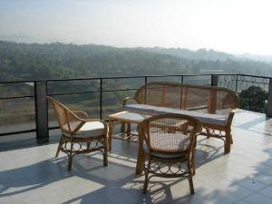 HELFAROAN Spacious, Superb panoramic view!
