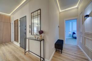 Central 3BR Escape Walk to Everything