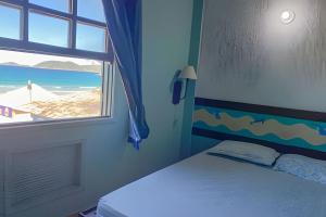 Flat 208-A Vista Mar com Piscina