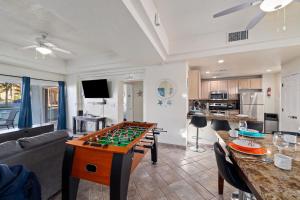 Las Palmas 2BR 2BA Suite Ground Floor- D101