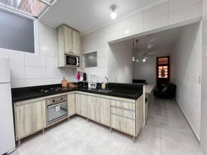 Apartamento a 200 metros da Praia do Sapê em Ubatuba-SP