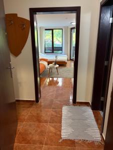 Николай Желев-Първи ЕООД