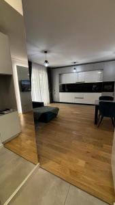 Monarch Luxury Apartment