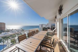 Las Palmas 4BR 4BA Penthouse OV 701
