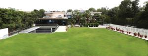 Dee Marks Airport Hotel & Resorts