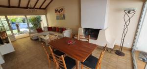 Maisons de vacances Charmante maison de plain pied renovee et climatisee en lisiere de foret : photos des chambres