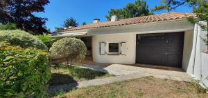 Maisons de vacances Charmante maison de plain pied renovee et climatisee en lisiere de foret : photos des chambres