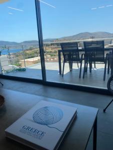 The Artist House - Best Sea View in Porto Rafti