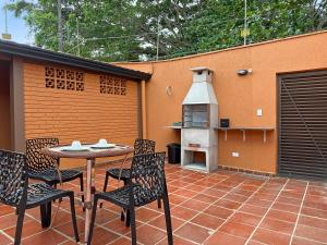 1 Suite - 200m do mar - Churrasqueira - Jacuzzi - Ar condicionado