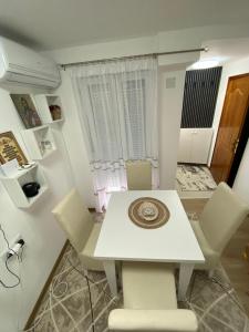 Apartman Porodična priča