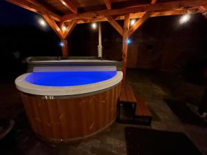 Dom Nad Jeziorem Trzy Tonie