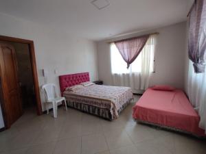 Casa General Villamil, amplia y cerca del mar